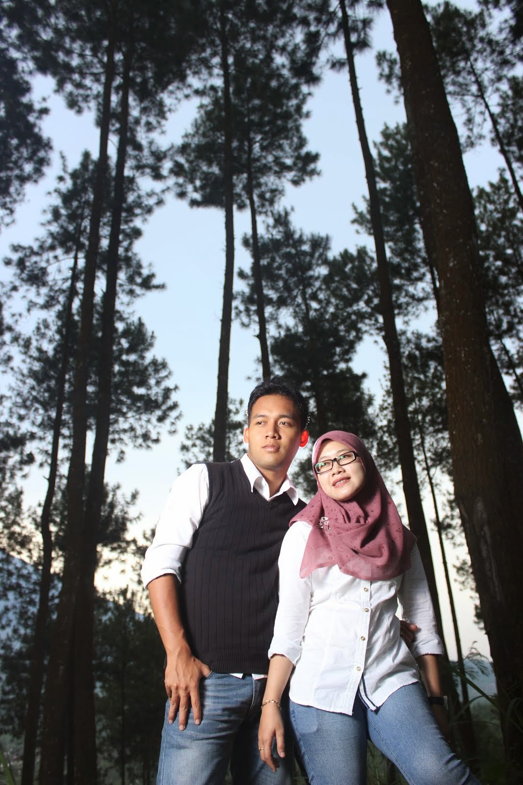 PREWEDDING SEMARANG  Fotografer Semarang  Paket Foto Pre Wedding / Pernikahan di Semarang 